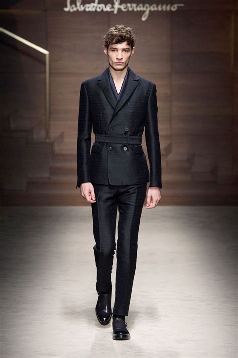 trajes salvatore ferragamo